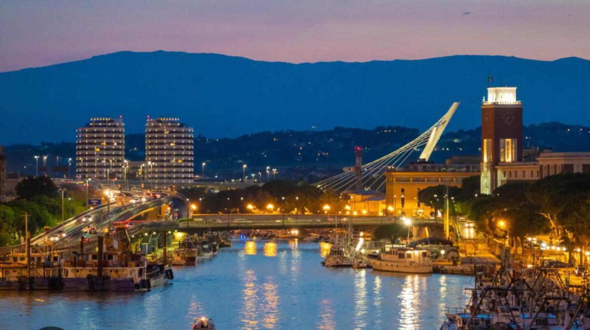 Appartamento Loft Grazioso - Pescara Esterno foto